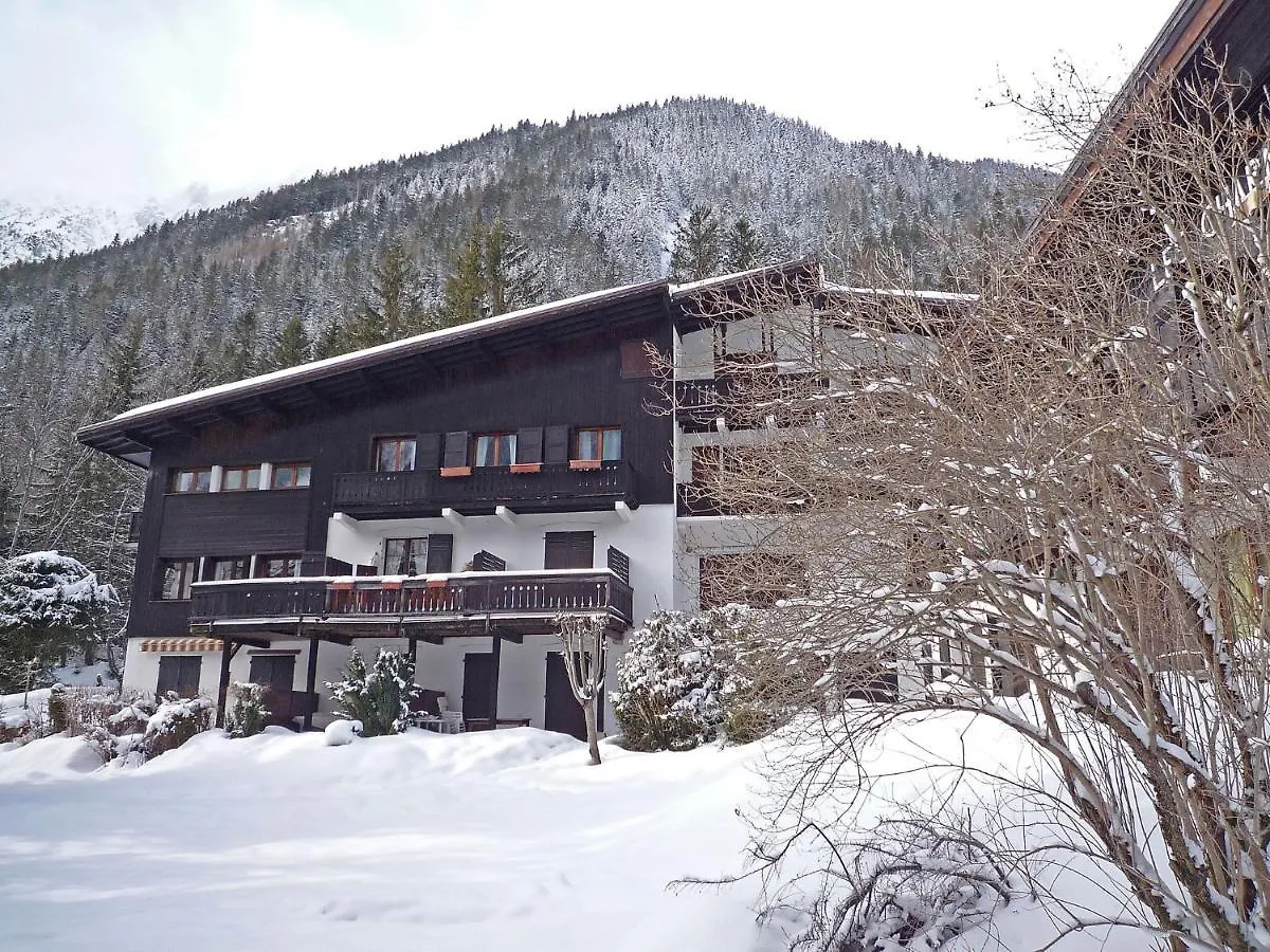 Apartment Les Charmoz-3 By Interhome Chamonix 0*,  Frankrig